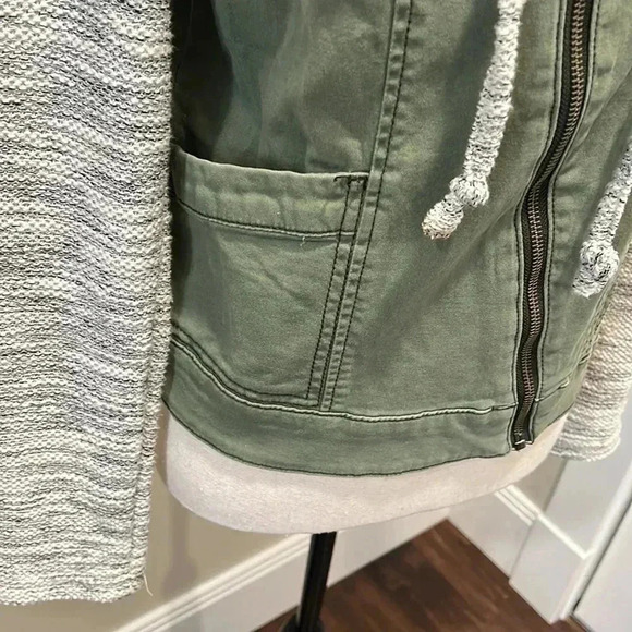 Love Fire jacket - Picture 4 of 8